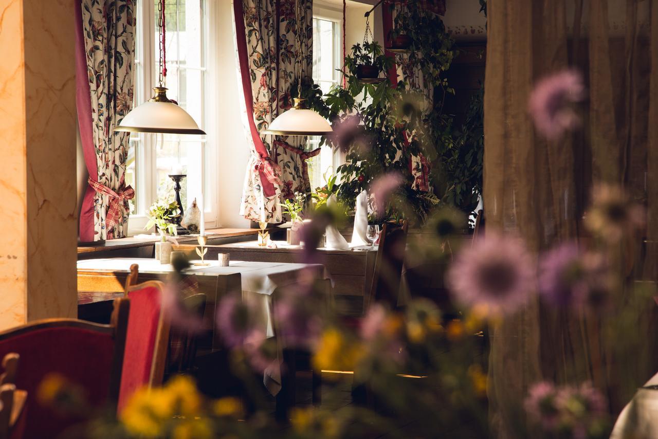 Zum Dorfschmied Hotel Klein Sankt Paul ภายนอก รูปภาพ
